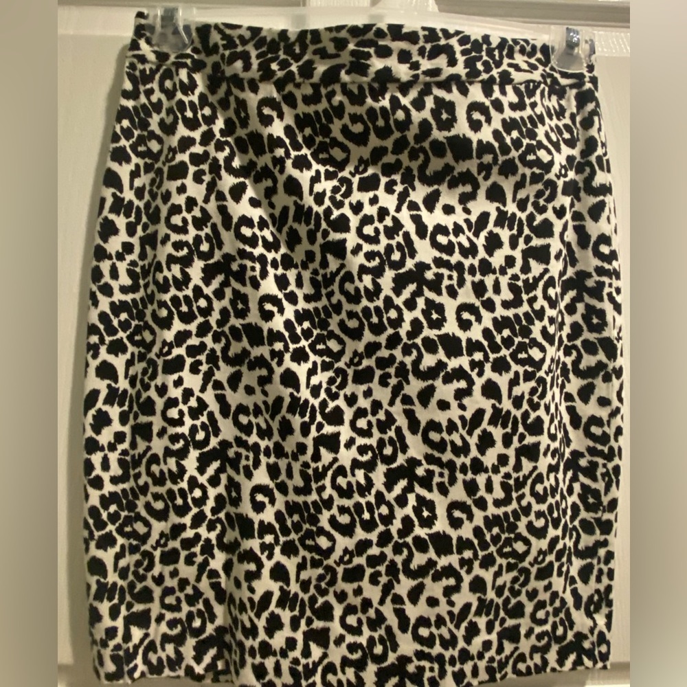 Black and white petite pencil skirt
